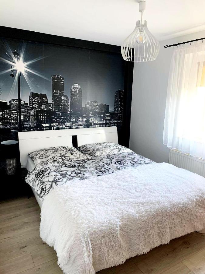 פיצ'ובויצה Apartament Kwiatowa מראה חיצוני תמונה
